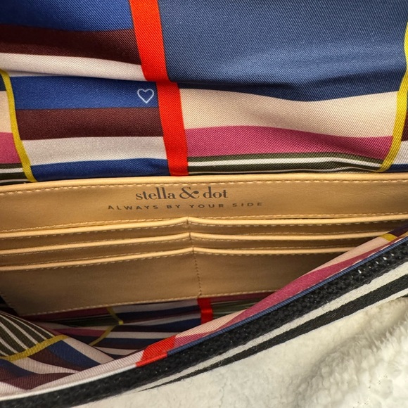 Stella & Dot Convertible Envelope Crossbody - Picture 5 of 8
